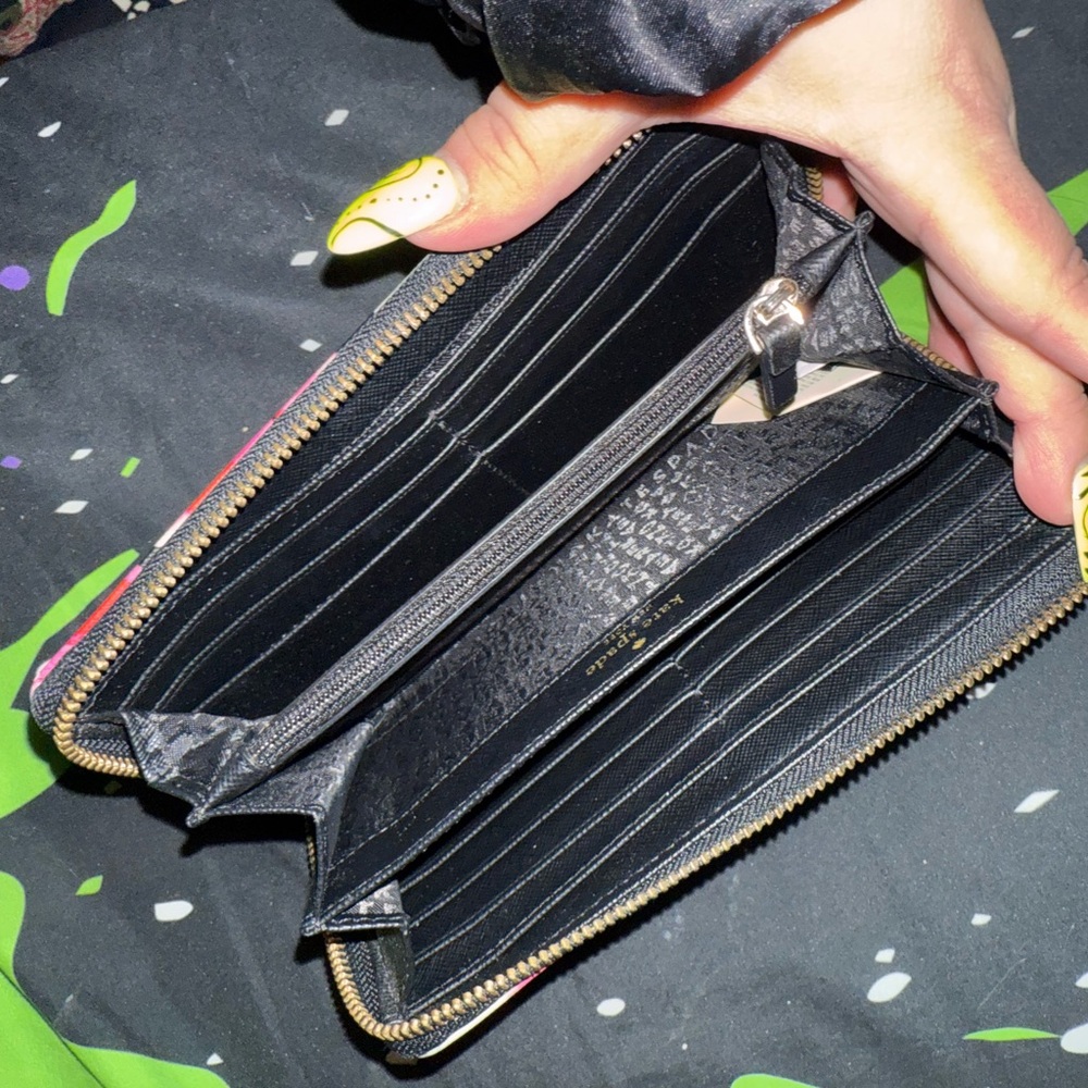 Kate spade Pink and Black Floral Wallet - Picture 6 of 6